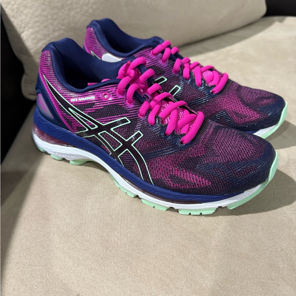 Asics Gel-Nimbus 19 Women's Athletic Shoes - Navy and Pink